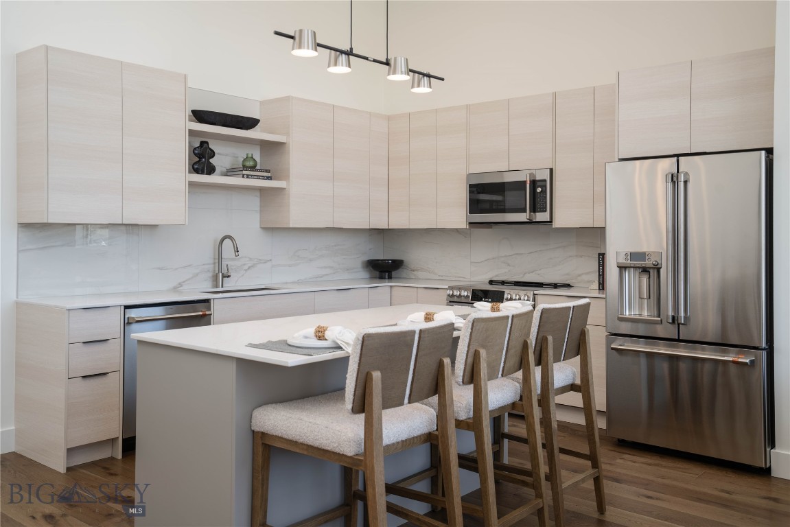 1608 W Beall Street F