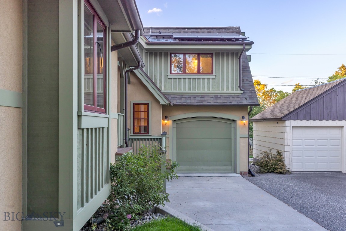 515 W Cleveland Street