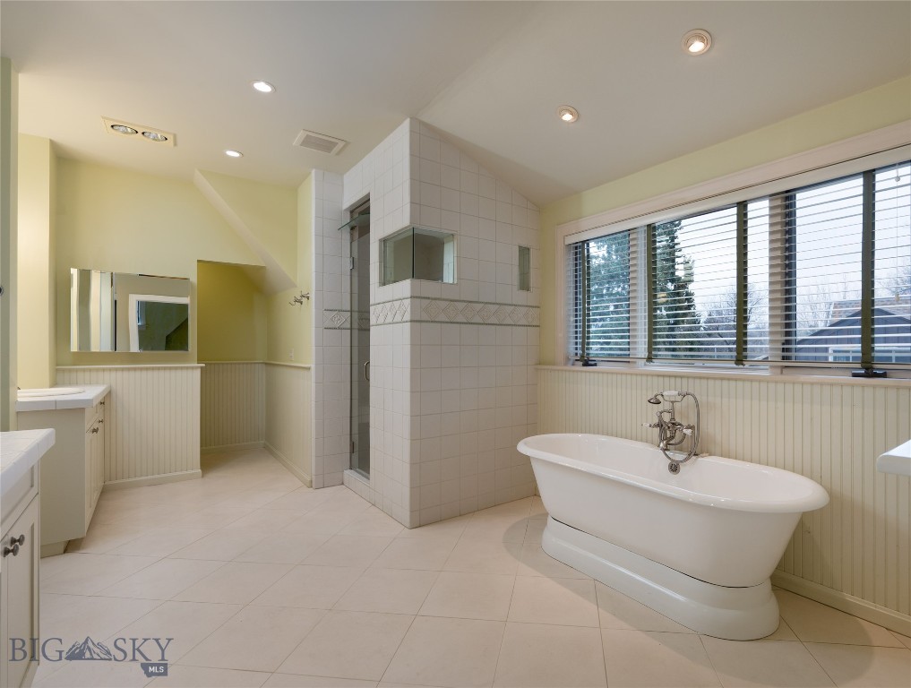 515 W Cleveland Street