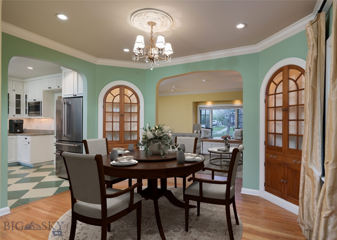 515 W Cleveland Street