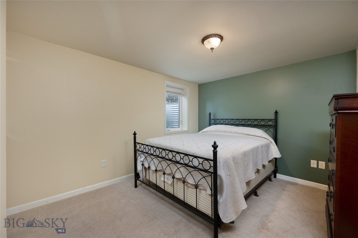 515 W Cleveland Street