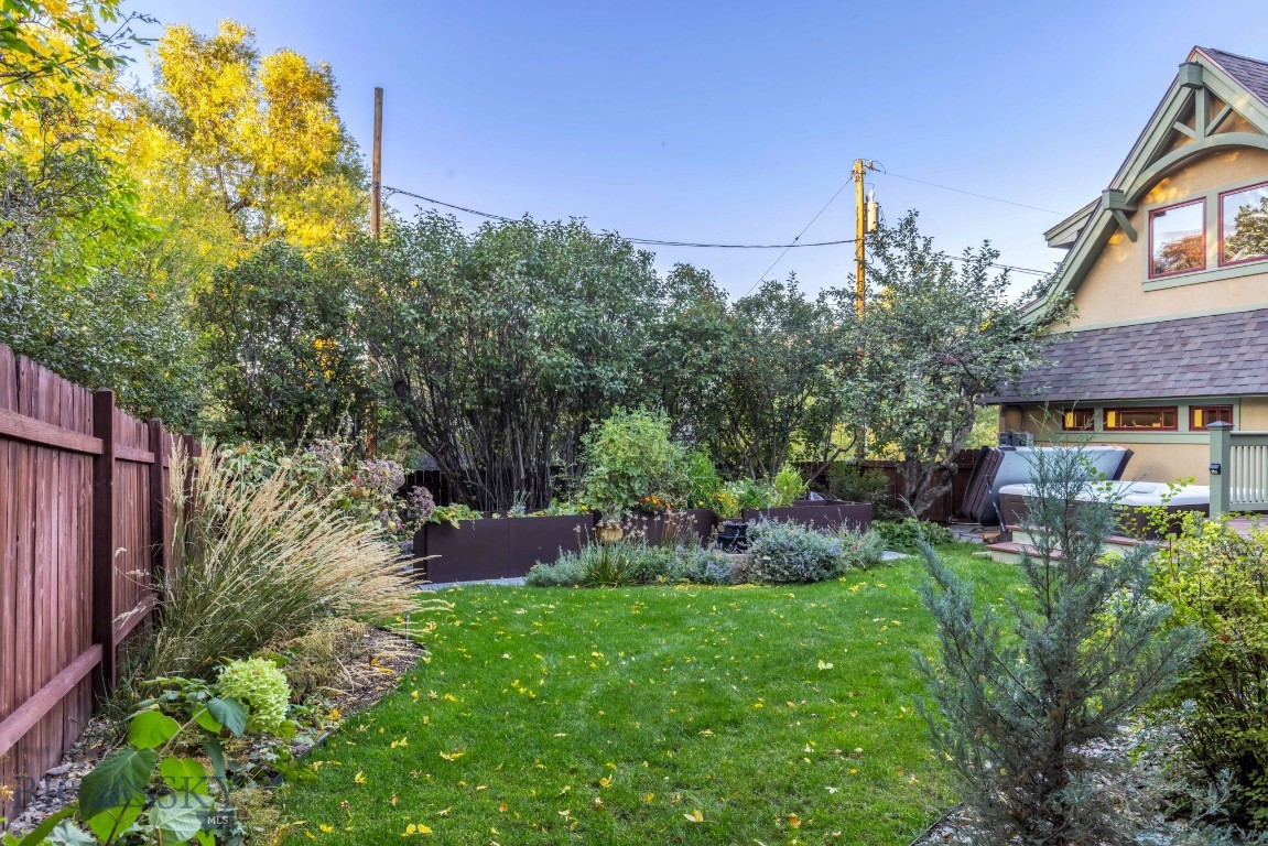 515 W Cleveland Street