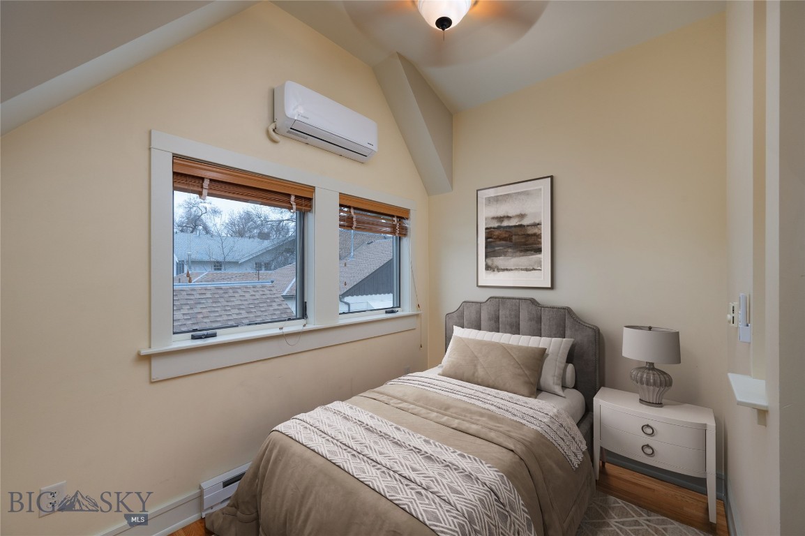 515 W Cleveland Street