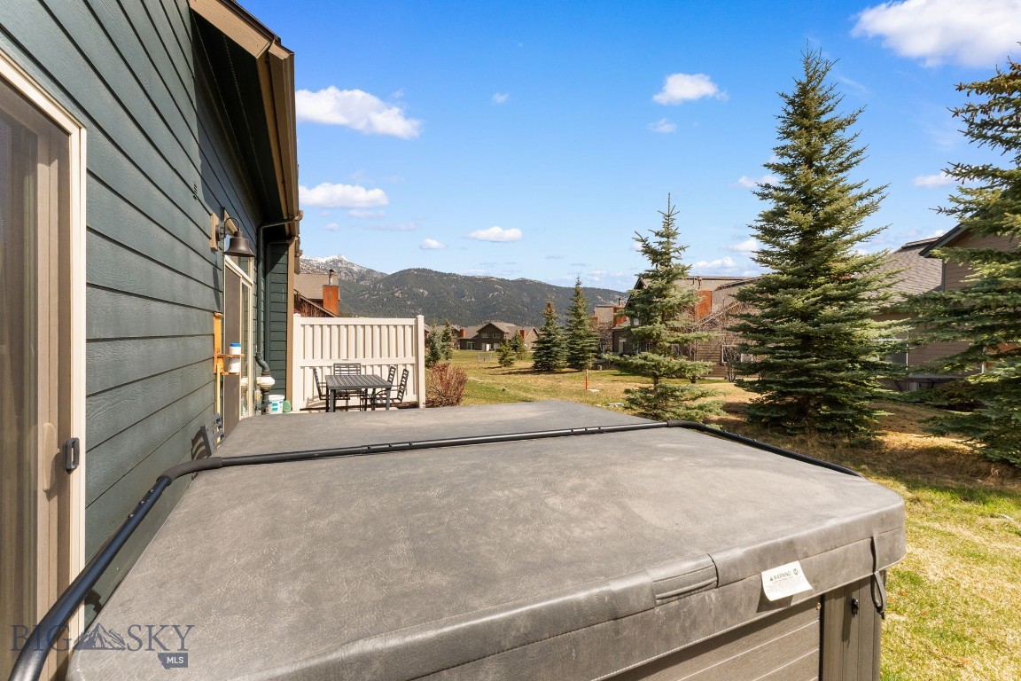 464 Firelight Drive