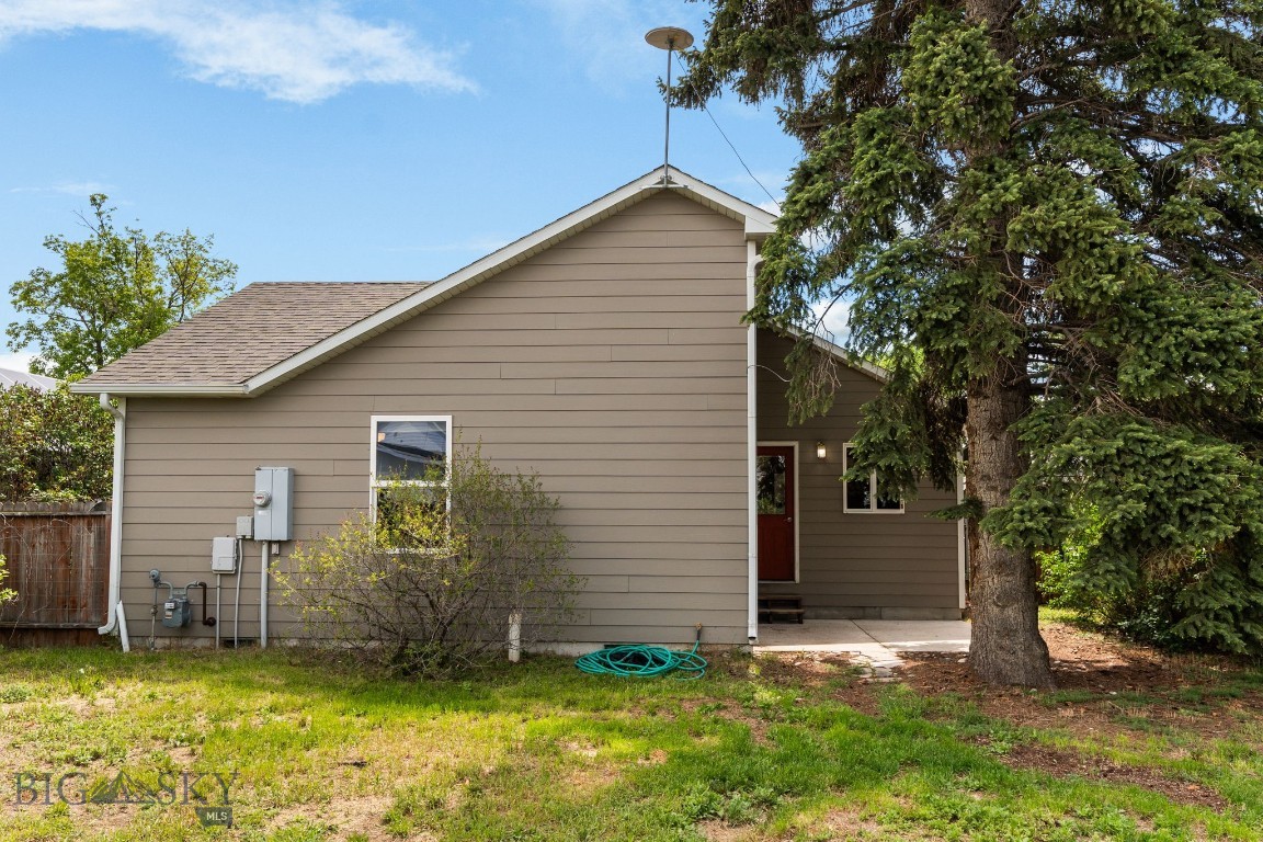112 Fabrick Street