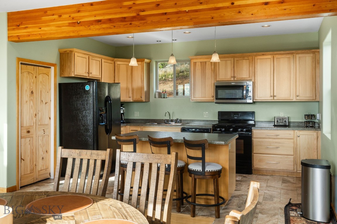 333 Quinn Creek Road