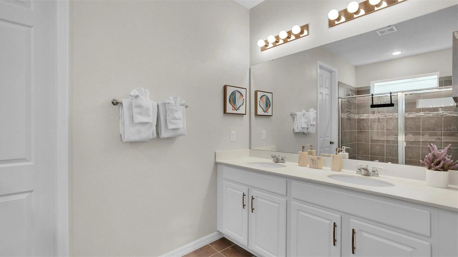 1840 CARIBBEAN VIEW TER