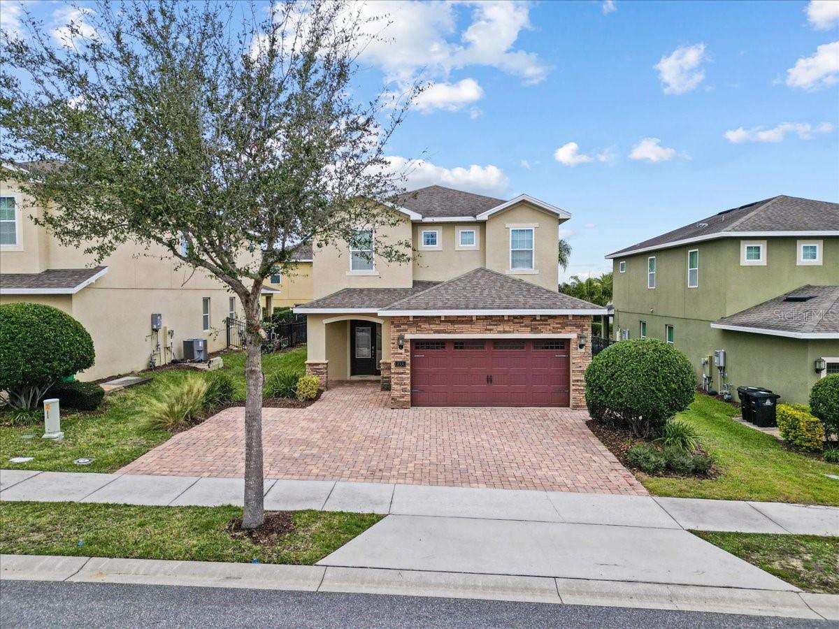 211 PENDANT CT