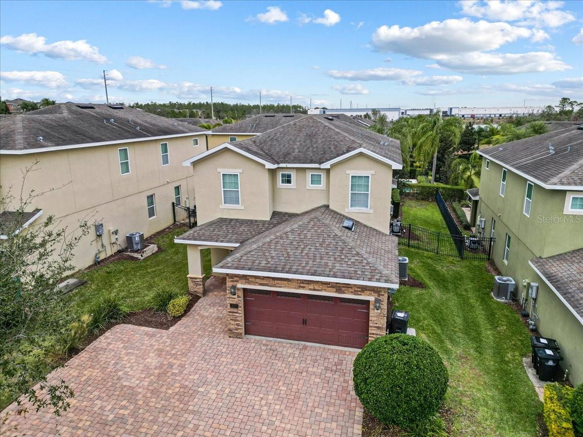 211 PENDANT CT