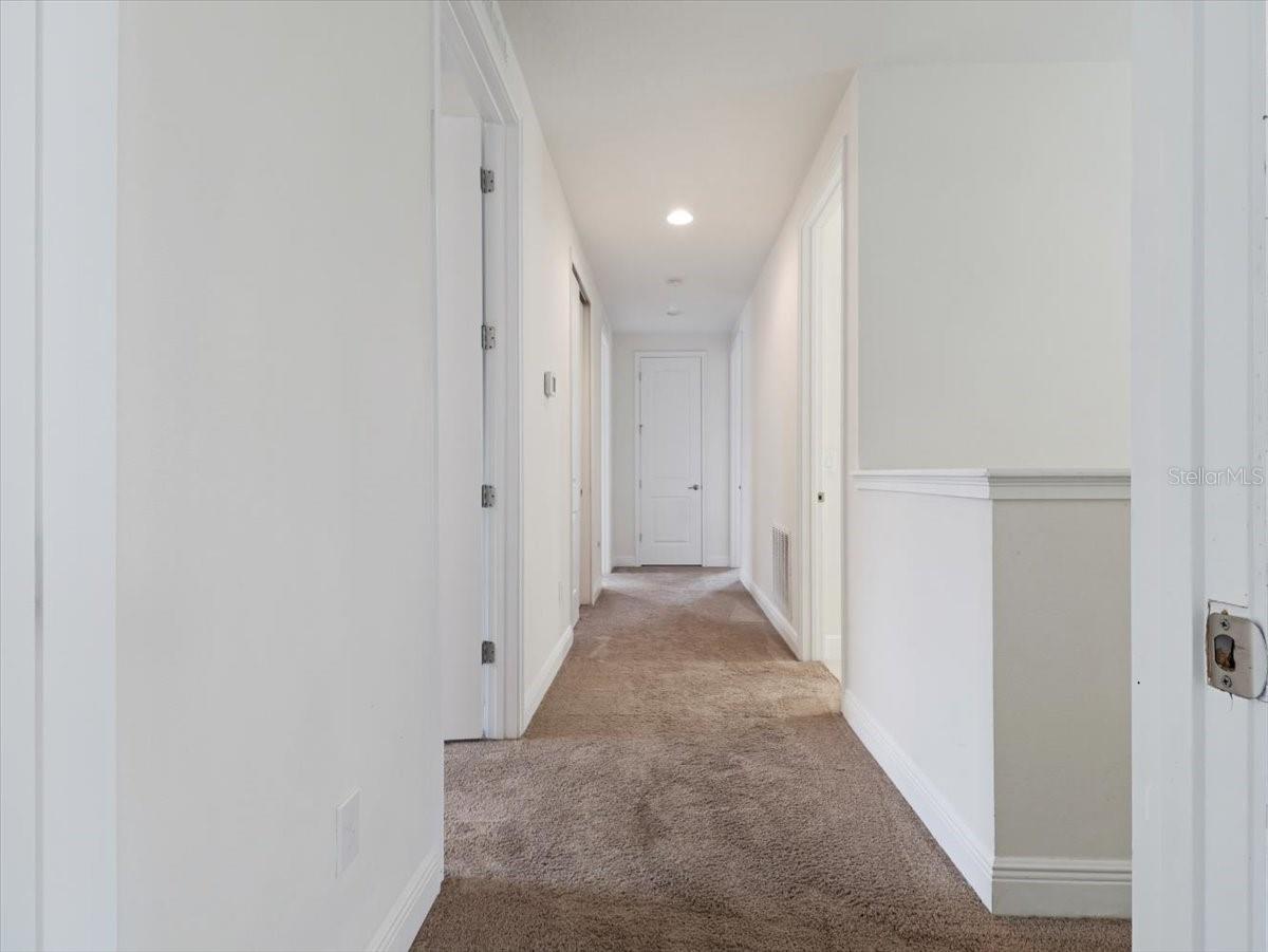211 PENDANT CT