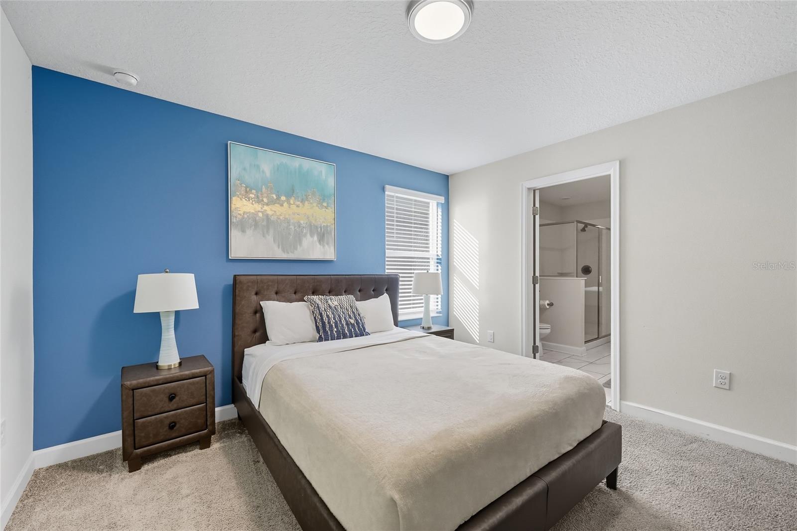 8910 CABOT CLIFFS DR