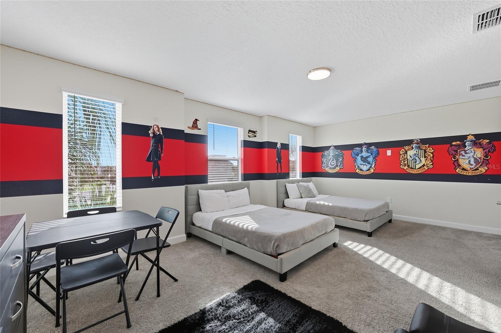 8910 CABOT CLIFFS DR