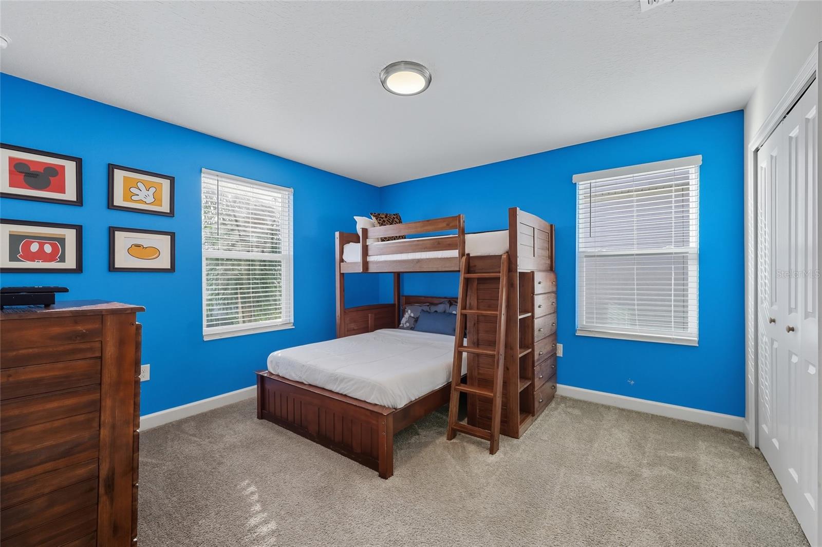 8910 CABOT CLIFFS DR