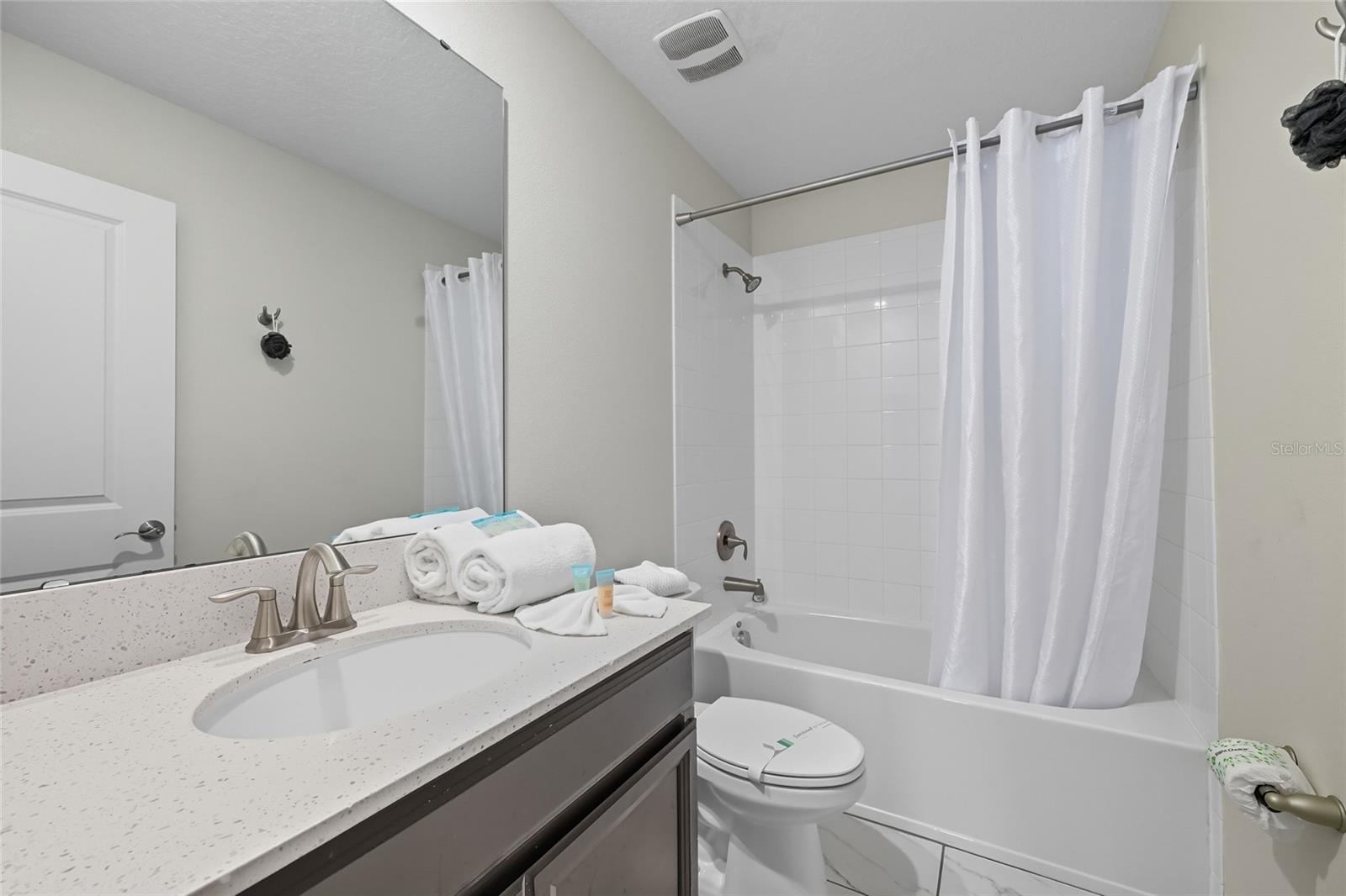 8910 CABOT CLIFFS DR