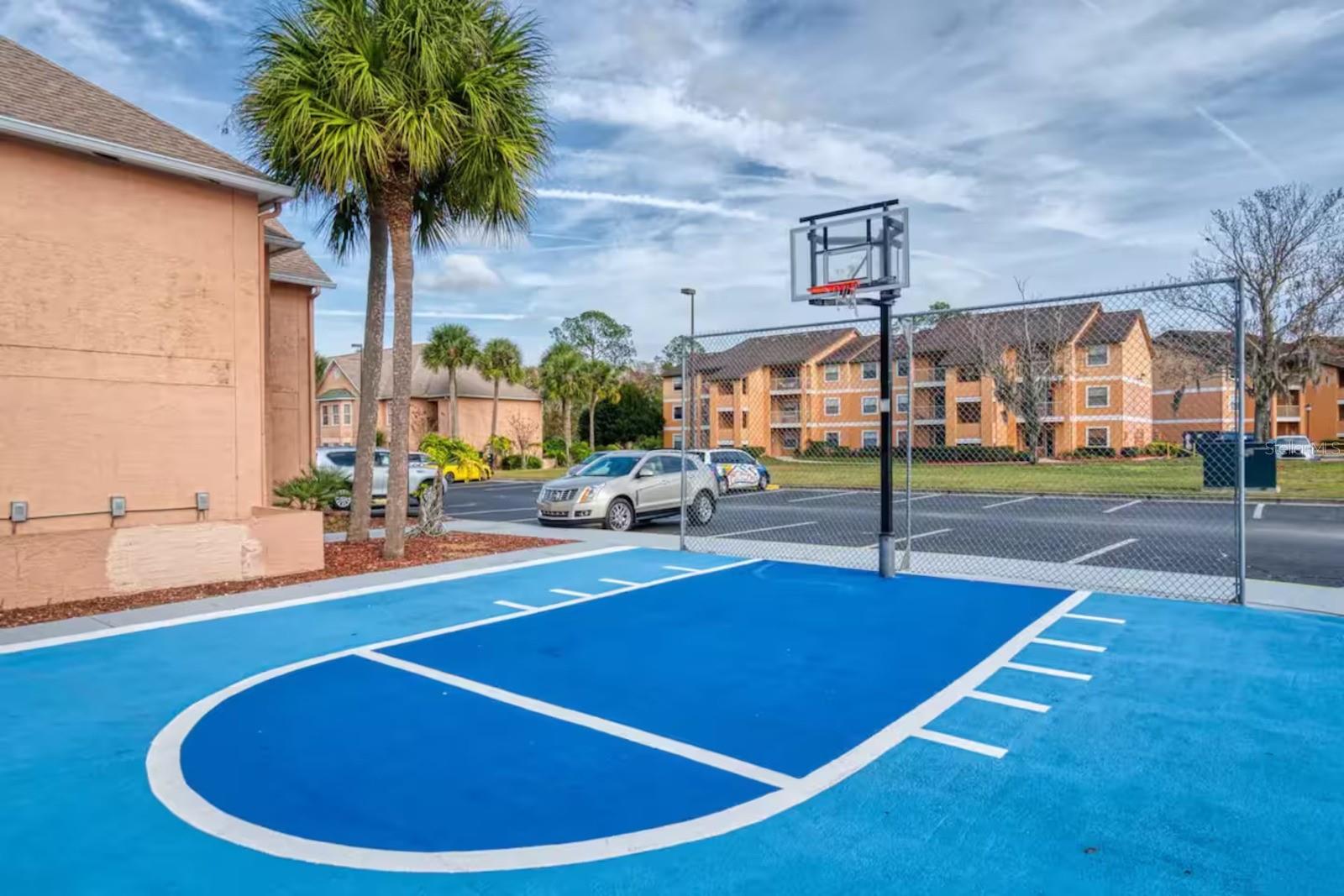 3100 PARKWAY BLVD #215