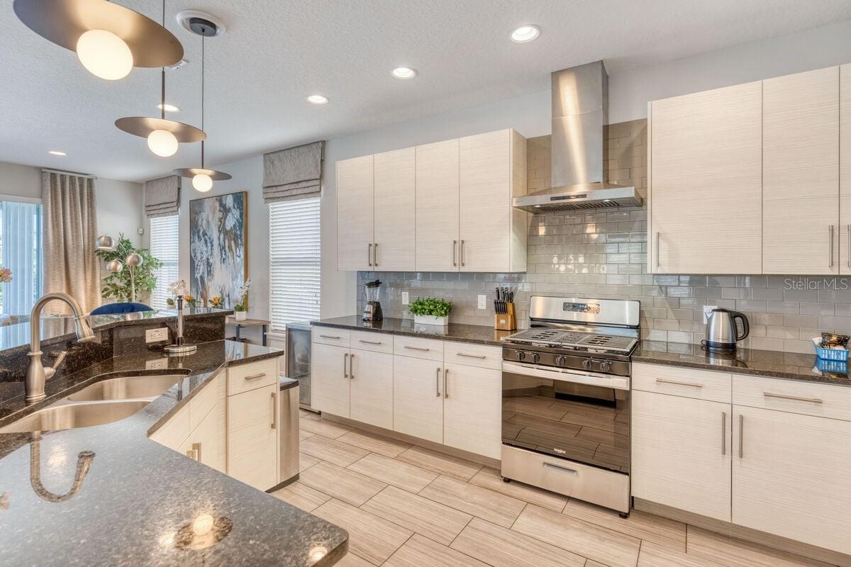 1036 CASTLE PINES CT