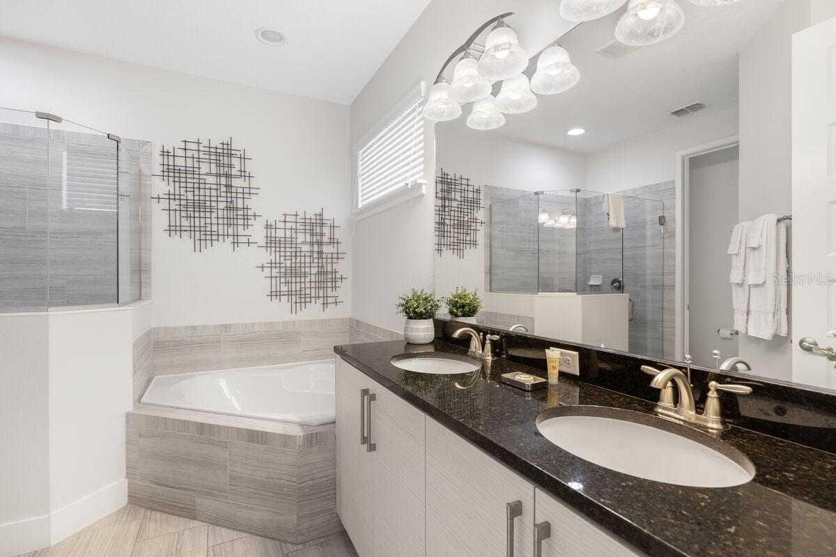 1036 CASTLE PINES CT