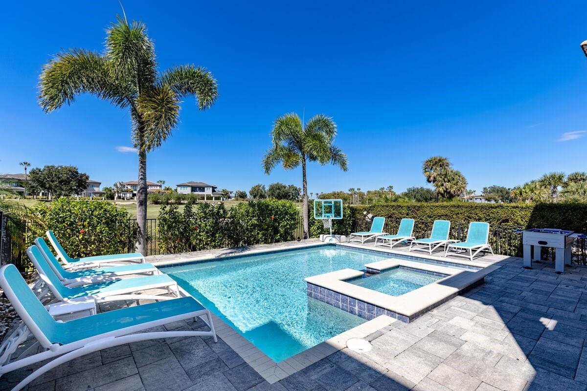 1036 CASTLE PINES CT