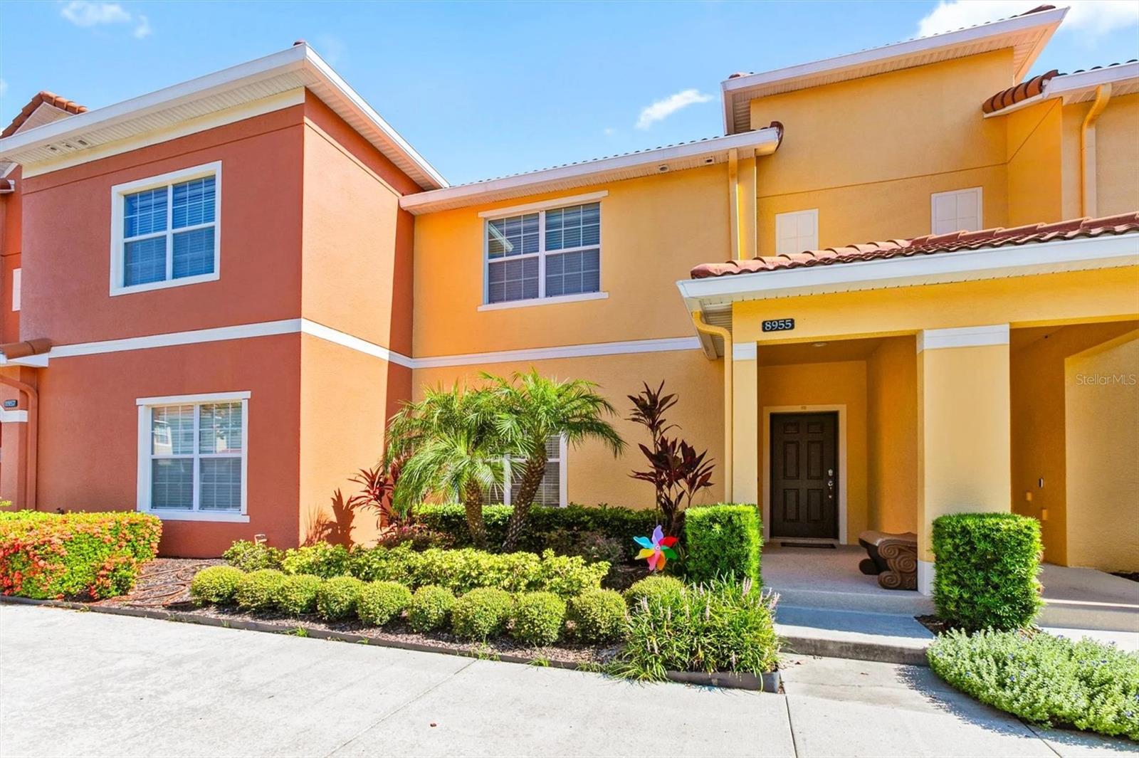 8955 CALIFORNIA PALM RD