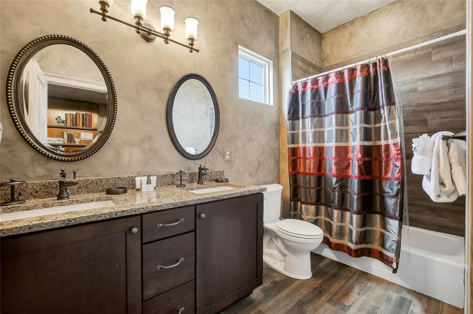 580 MUIRFIELD LOOP
