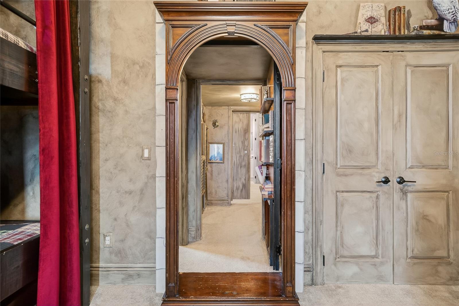 580 MUIRFIELD LOOP
