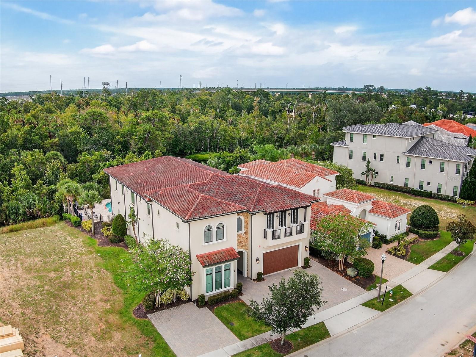 580 MUIRFIELD LOOP