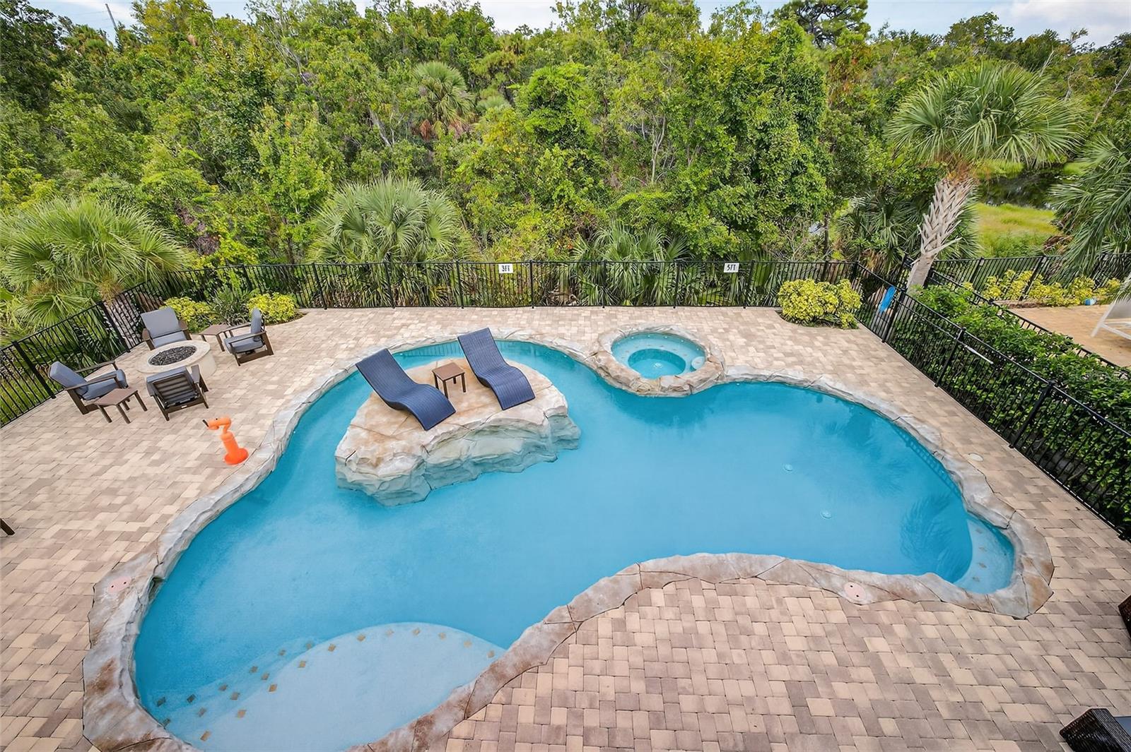 580 MUIRFIELD LOOP