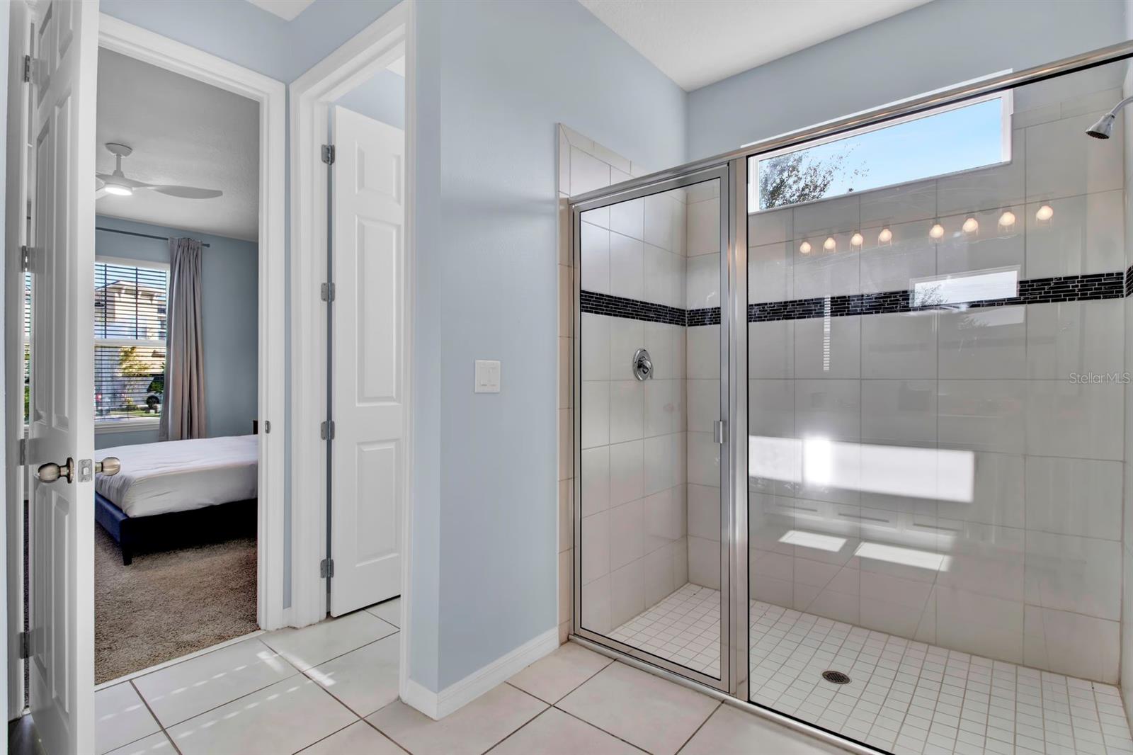 1540 NASSAU POINT TRL