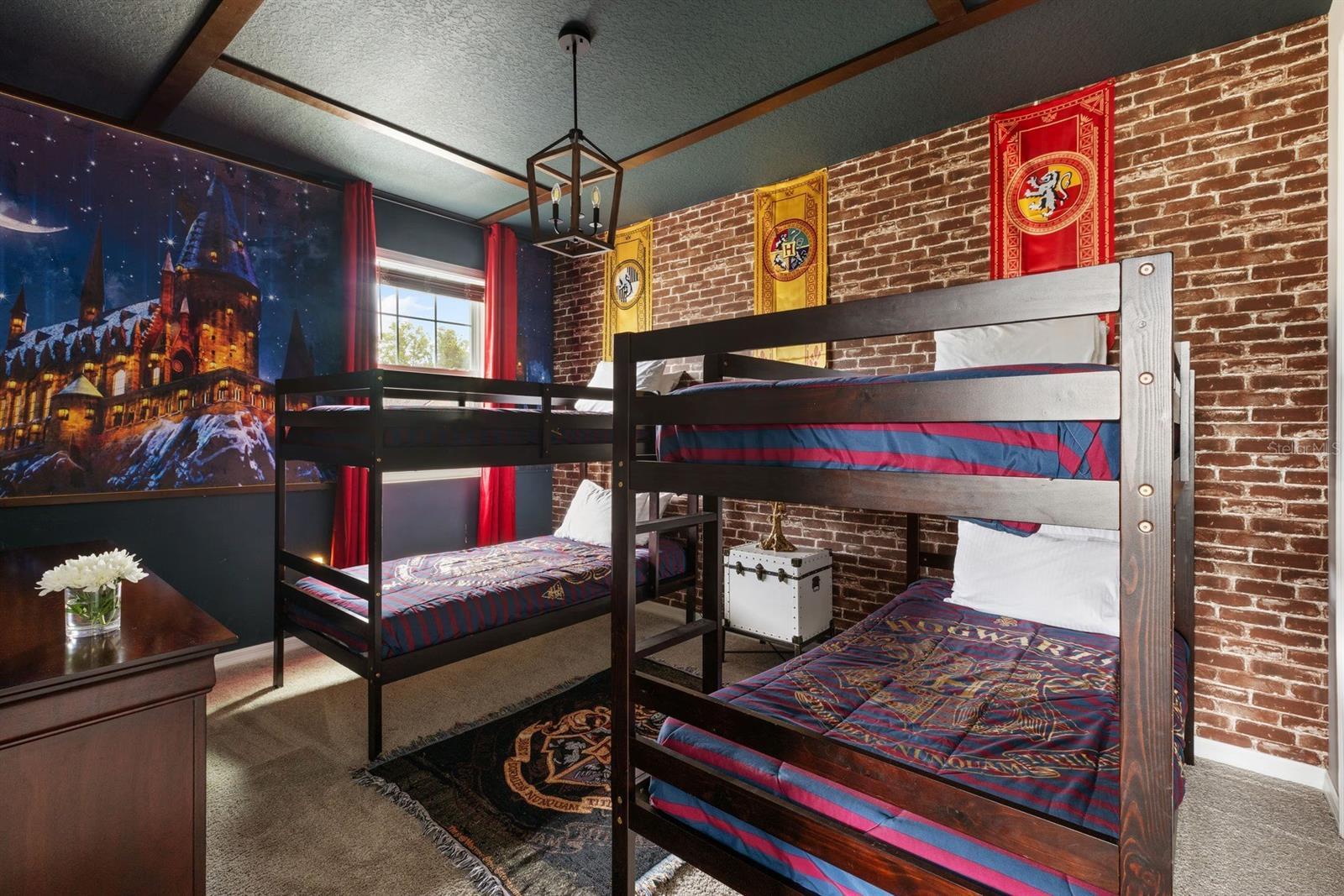 8934 COCONUT BREEZE DR