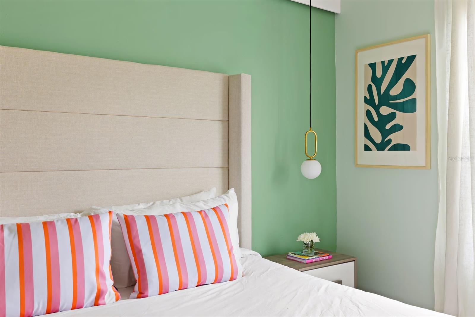 8934 COCONUT BREEZE DR