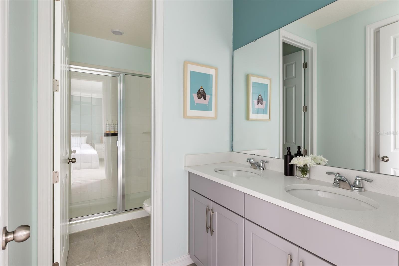 8934 COCONUT BREEZE DR