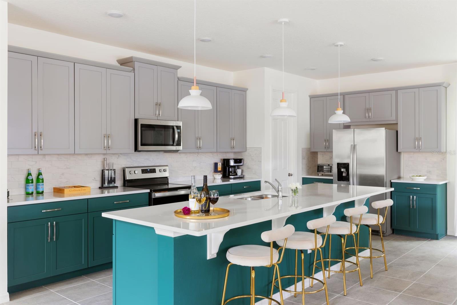 8934 COCONUT BREEZE DR