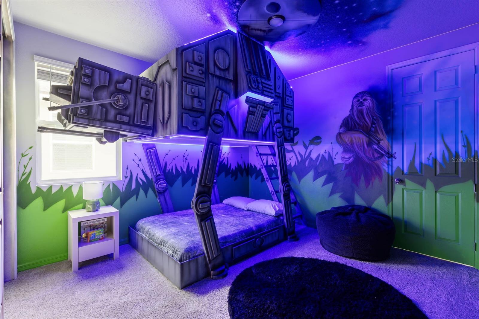 8934 COCONUT BREEZE DR