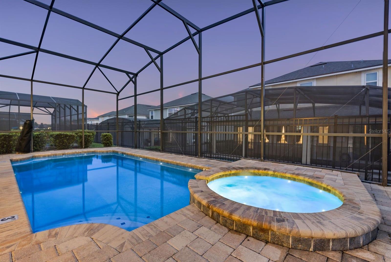 9042 SUNSHINE RIDGE LOOP
