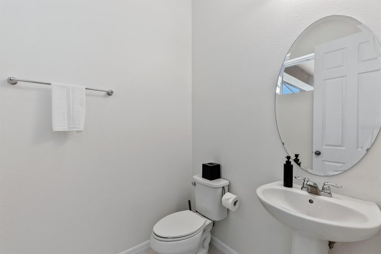 9042 SUNSHINE RIDGE LOOP