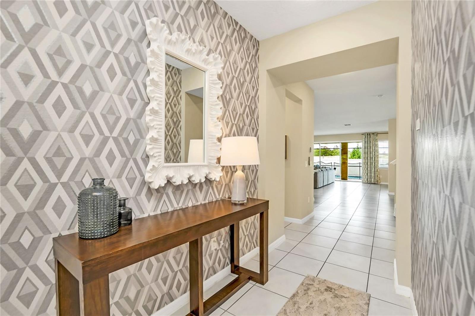 1576 NASSAU POINT TRL