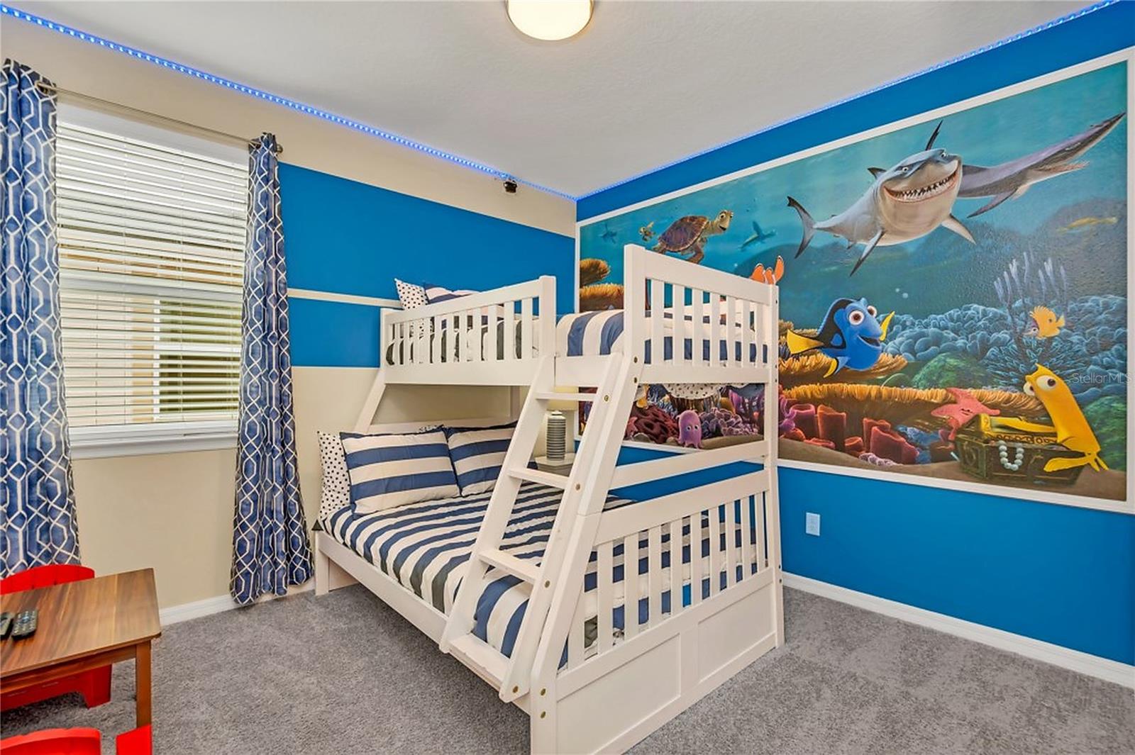 1576 NASSAU POINT TRL