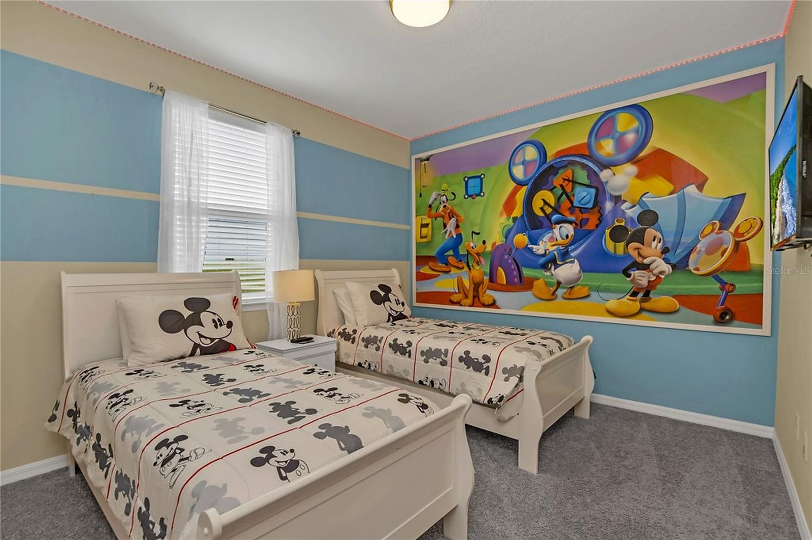 1576 NASSAU POINT TRL