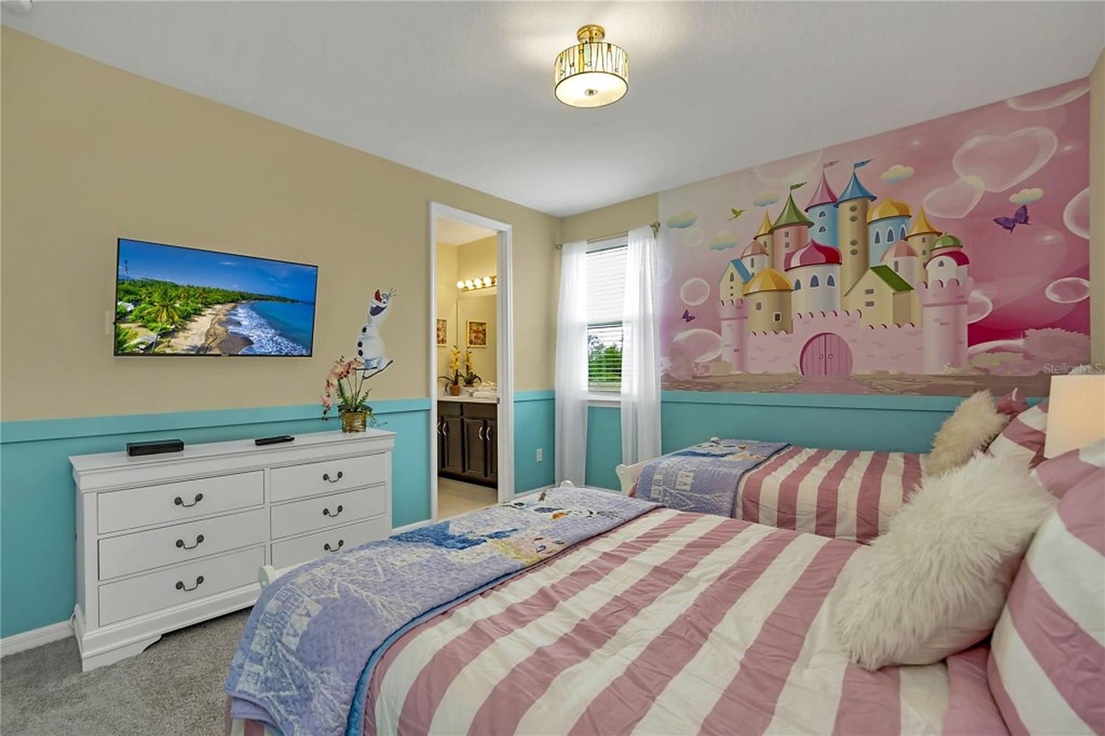 1576 NASSAU POINT TRL
