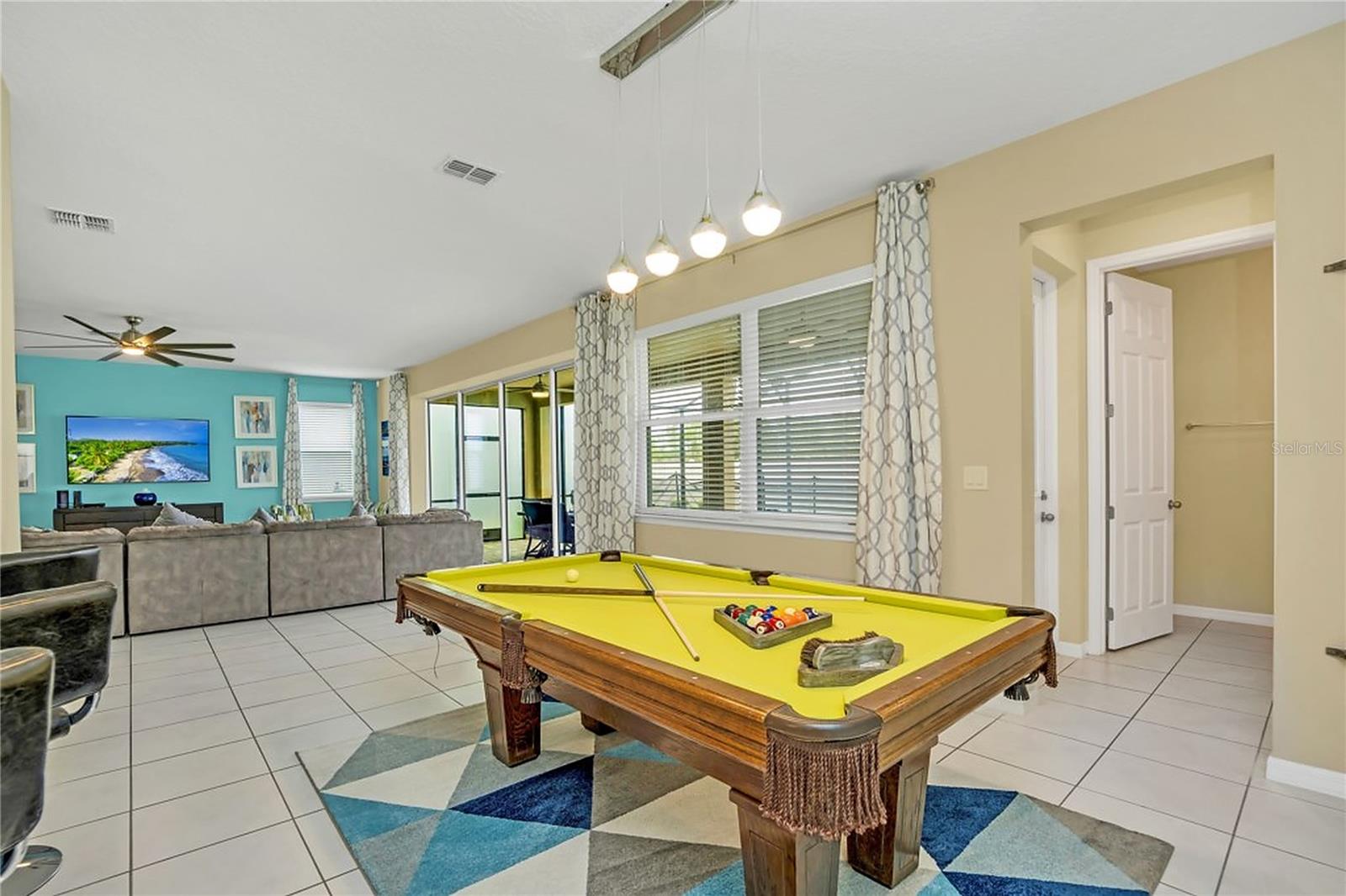 1576 NASSAU POINT TRL