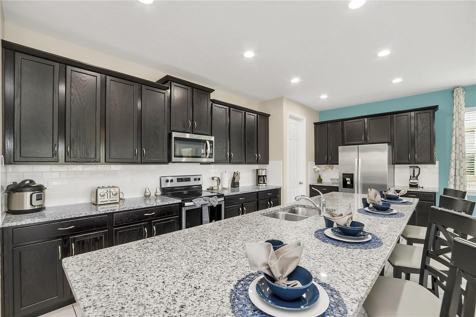 1576 NASSAU POINT TRL