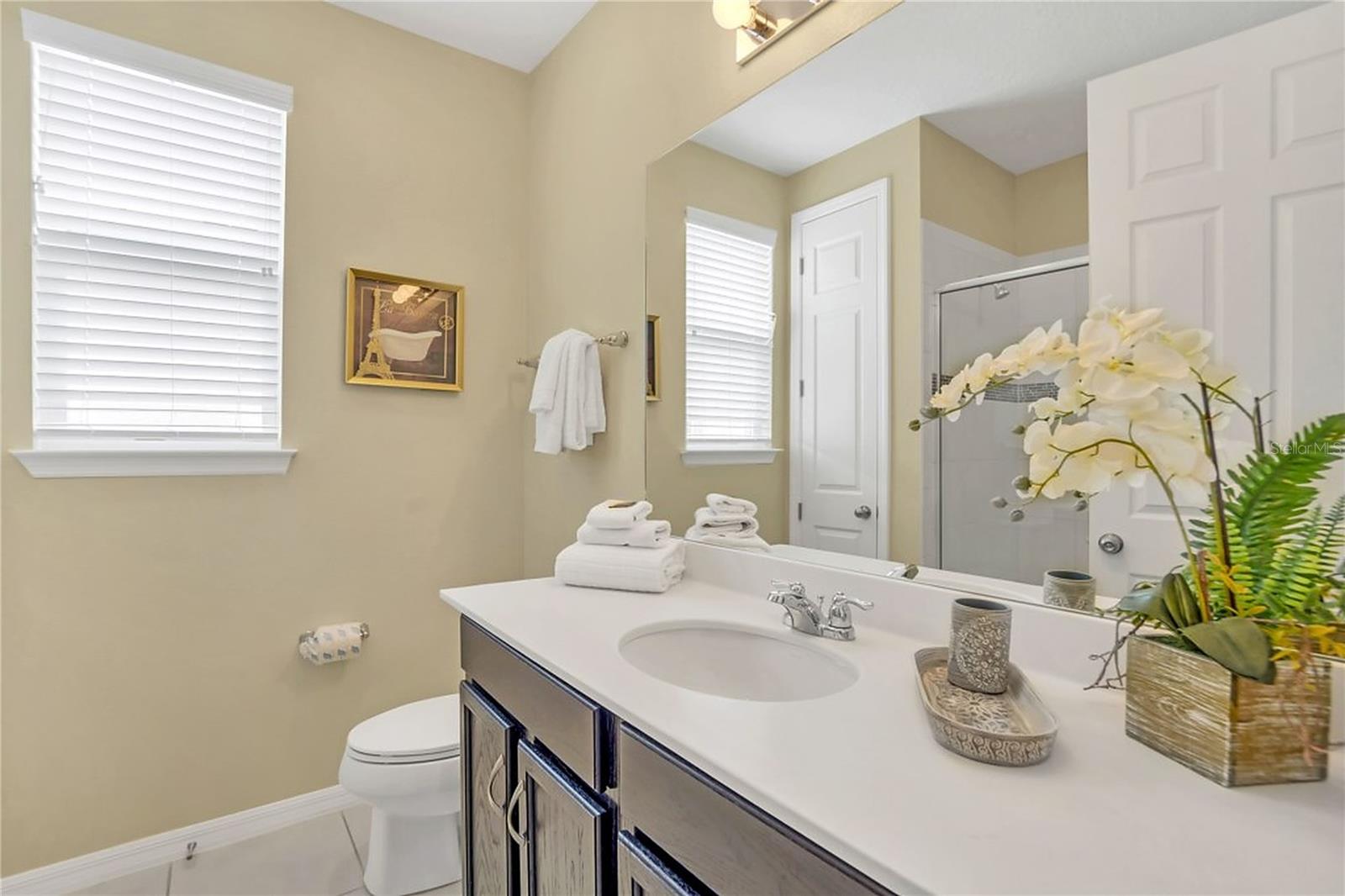 1576 NASSAU POINT TRL