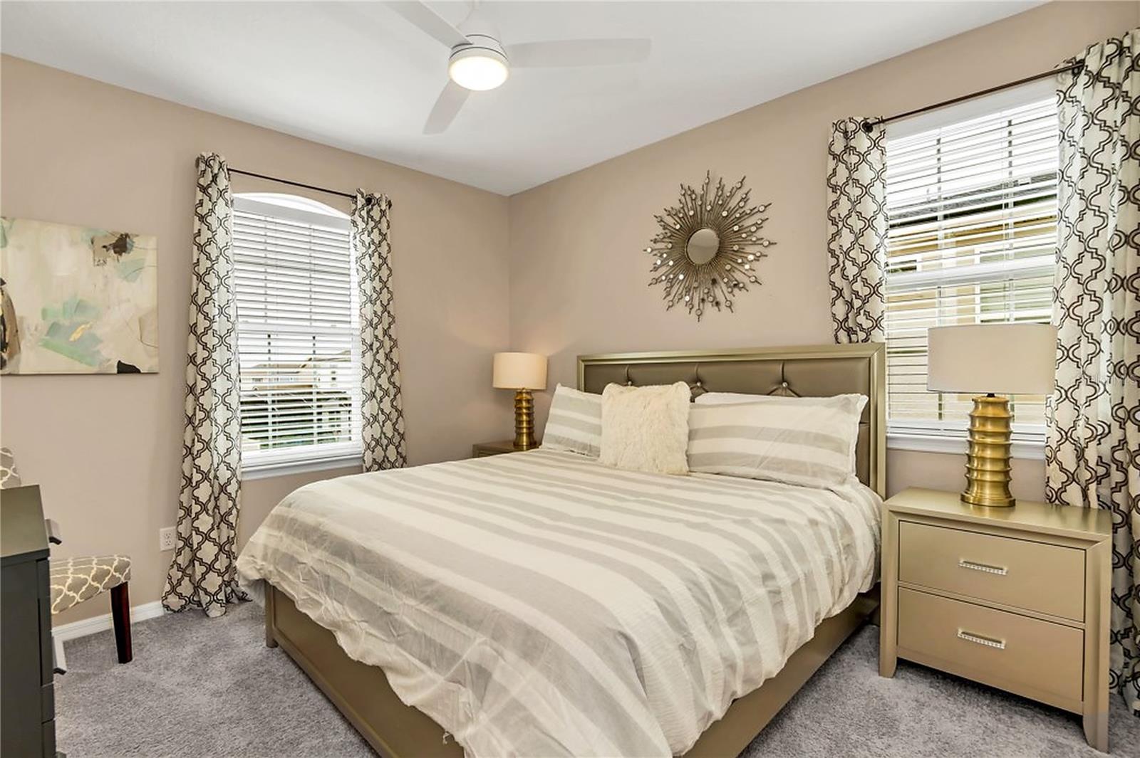 1576 NASSAU POINT TRL