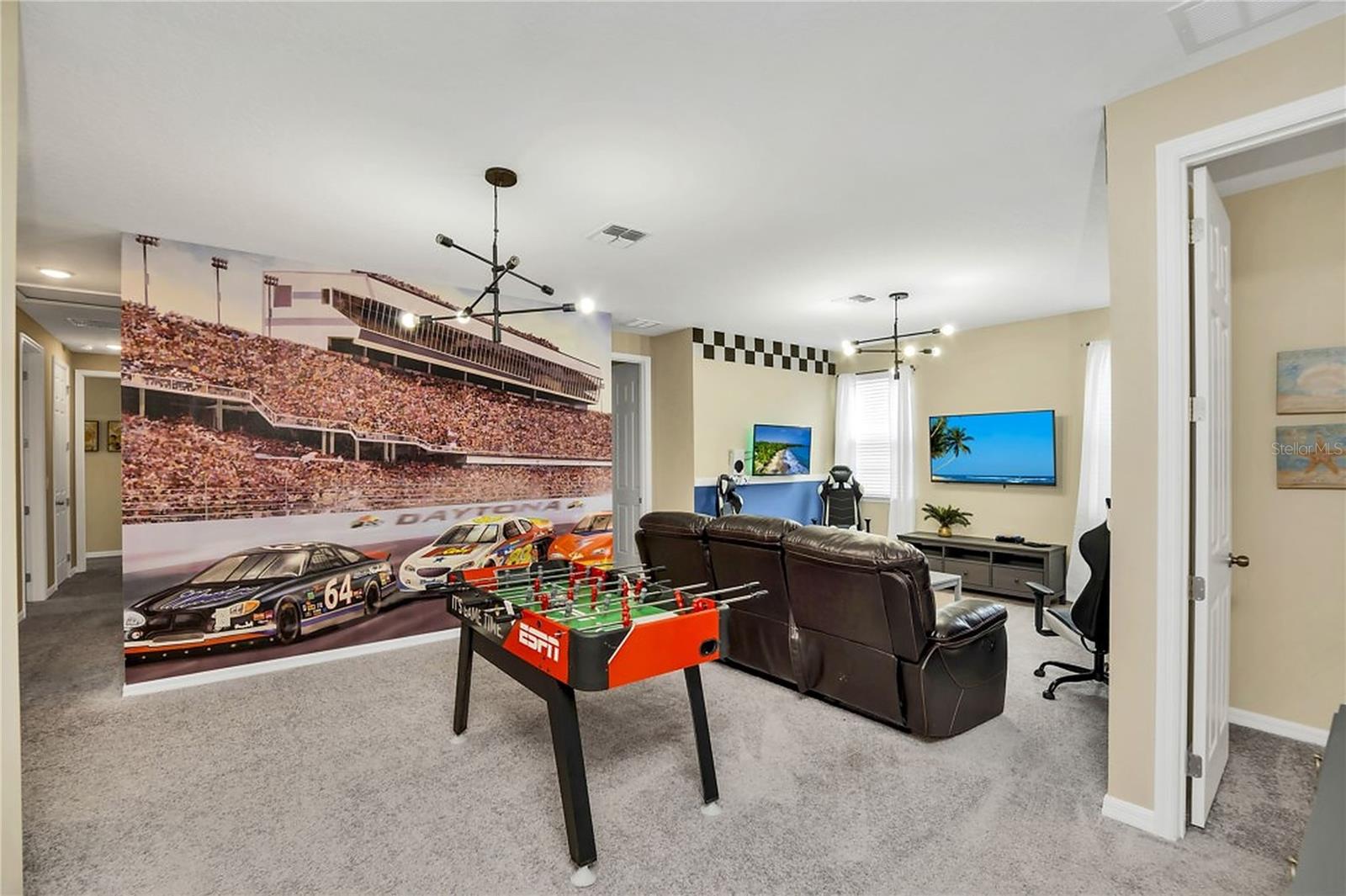 1576 NASSAU POINT TRL