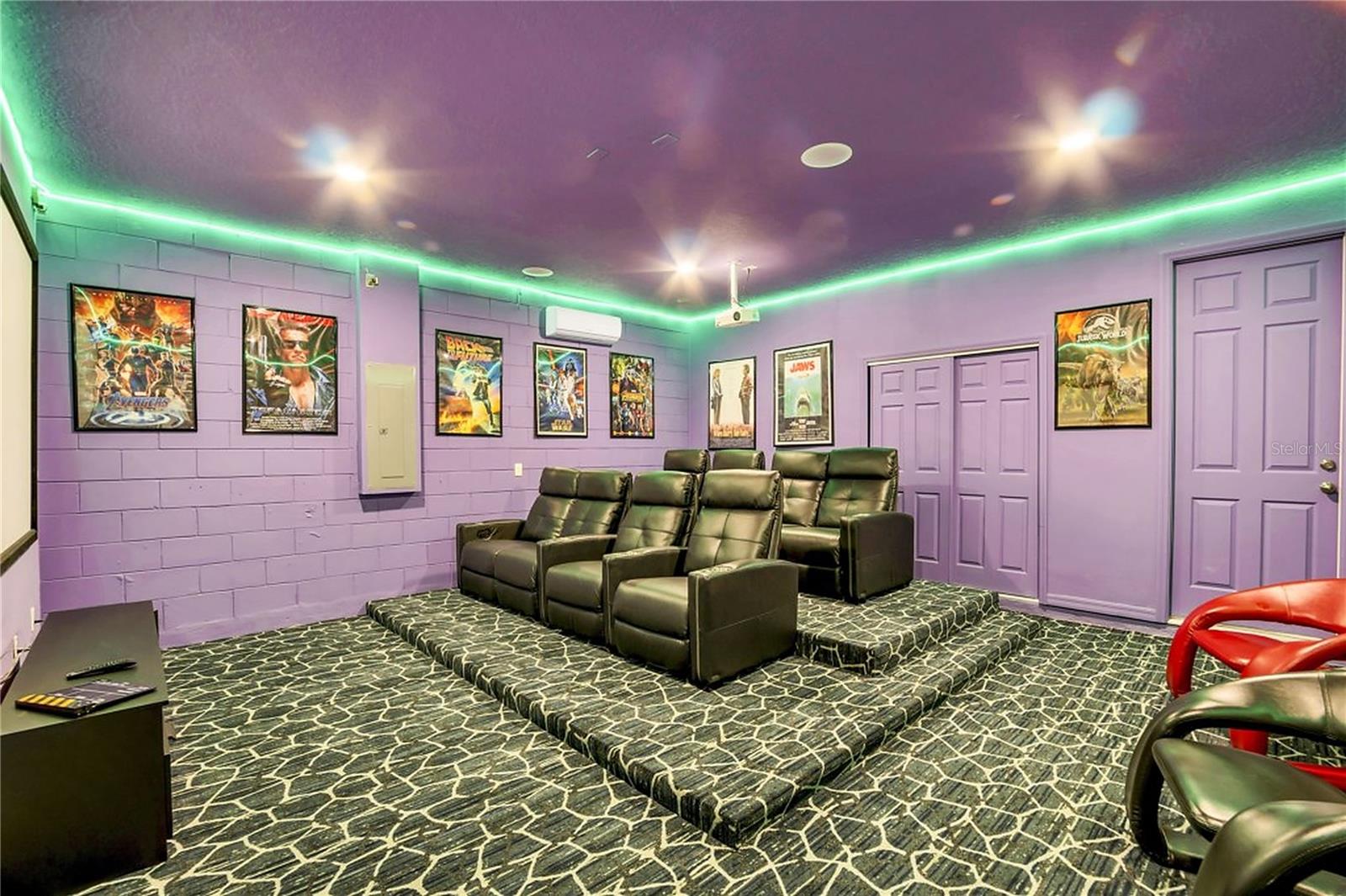 1576 NASSAU POINT TRL