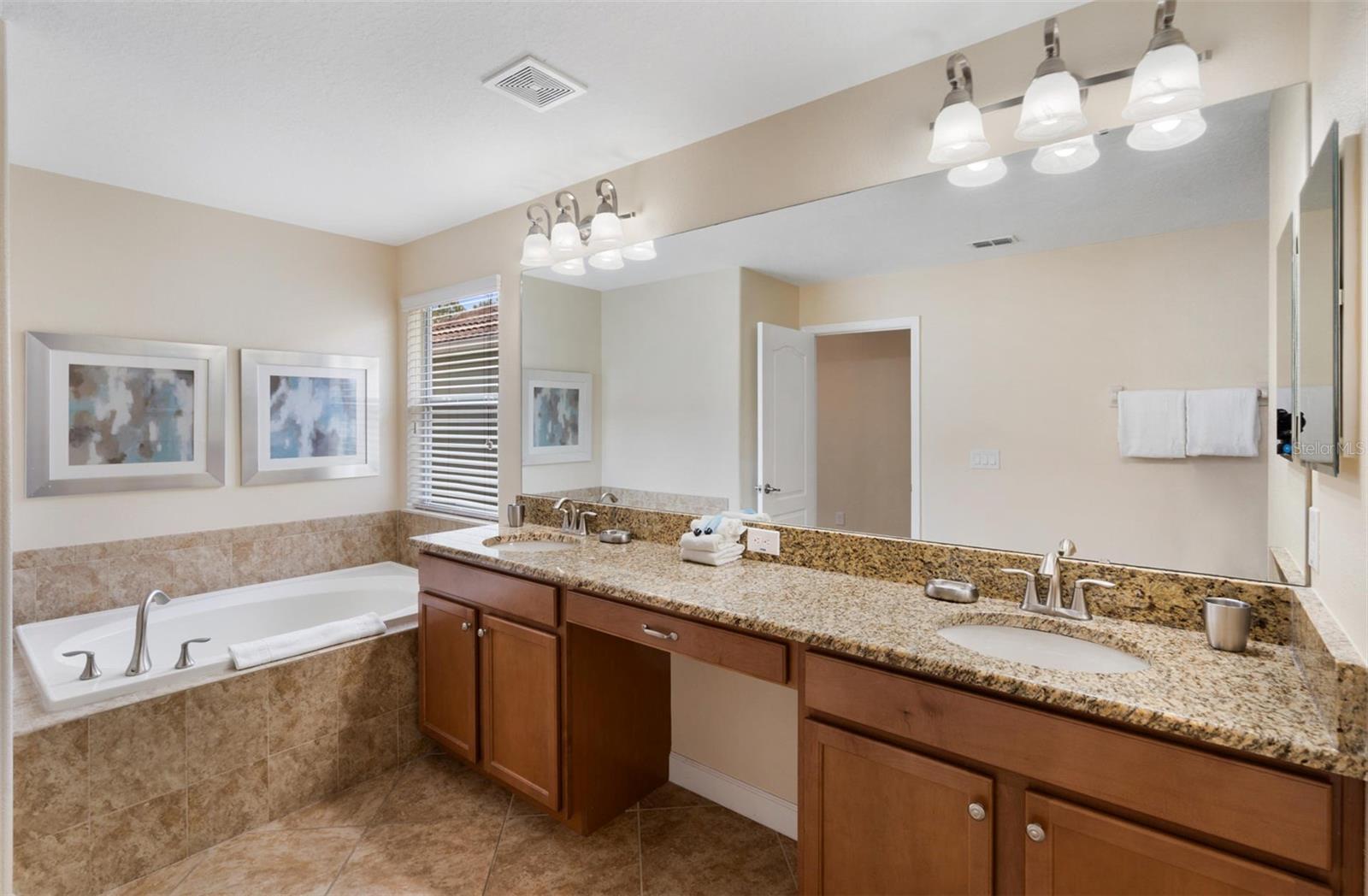 2995 BUCCANEER PALM RD
