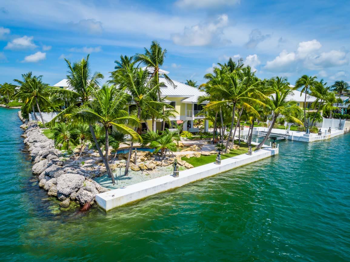 17024 W Green Turtle Lane