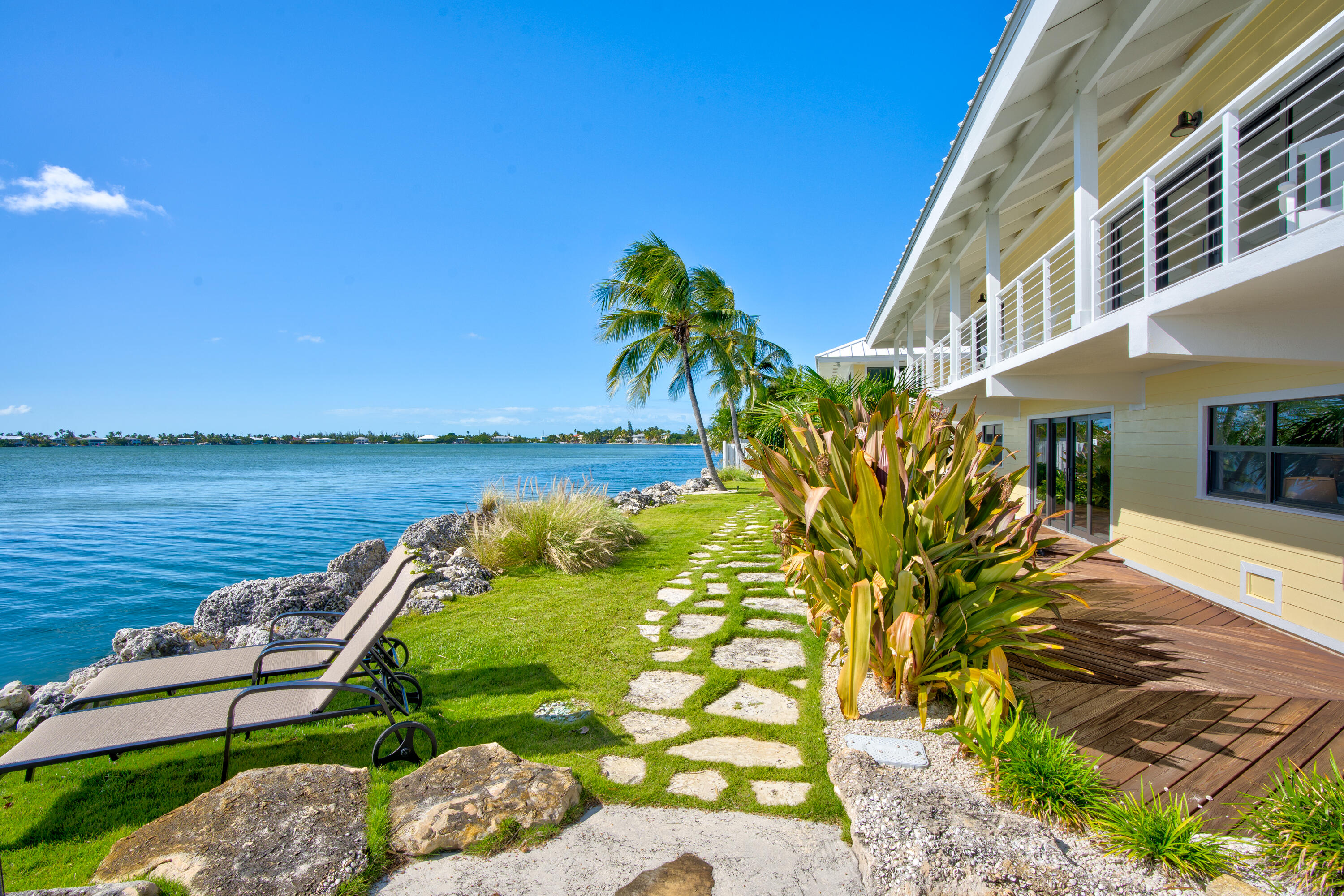 17024 W Green Turtle Lane