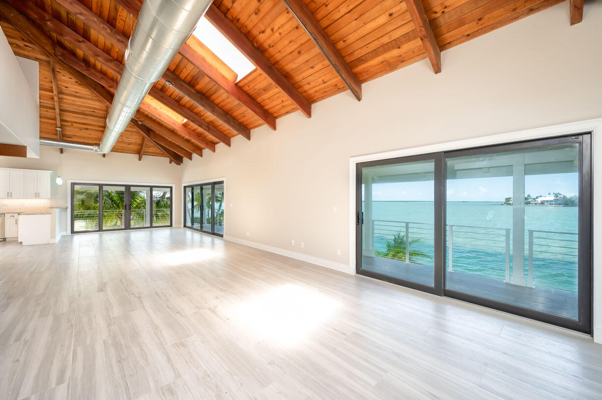 17024 W Green Turtle Lane