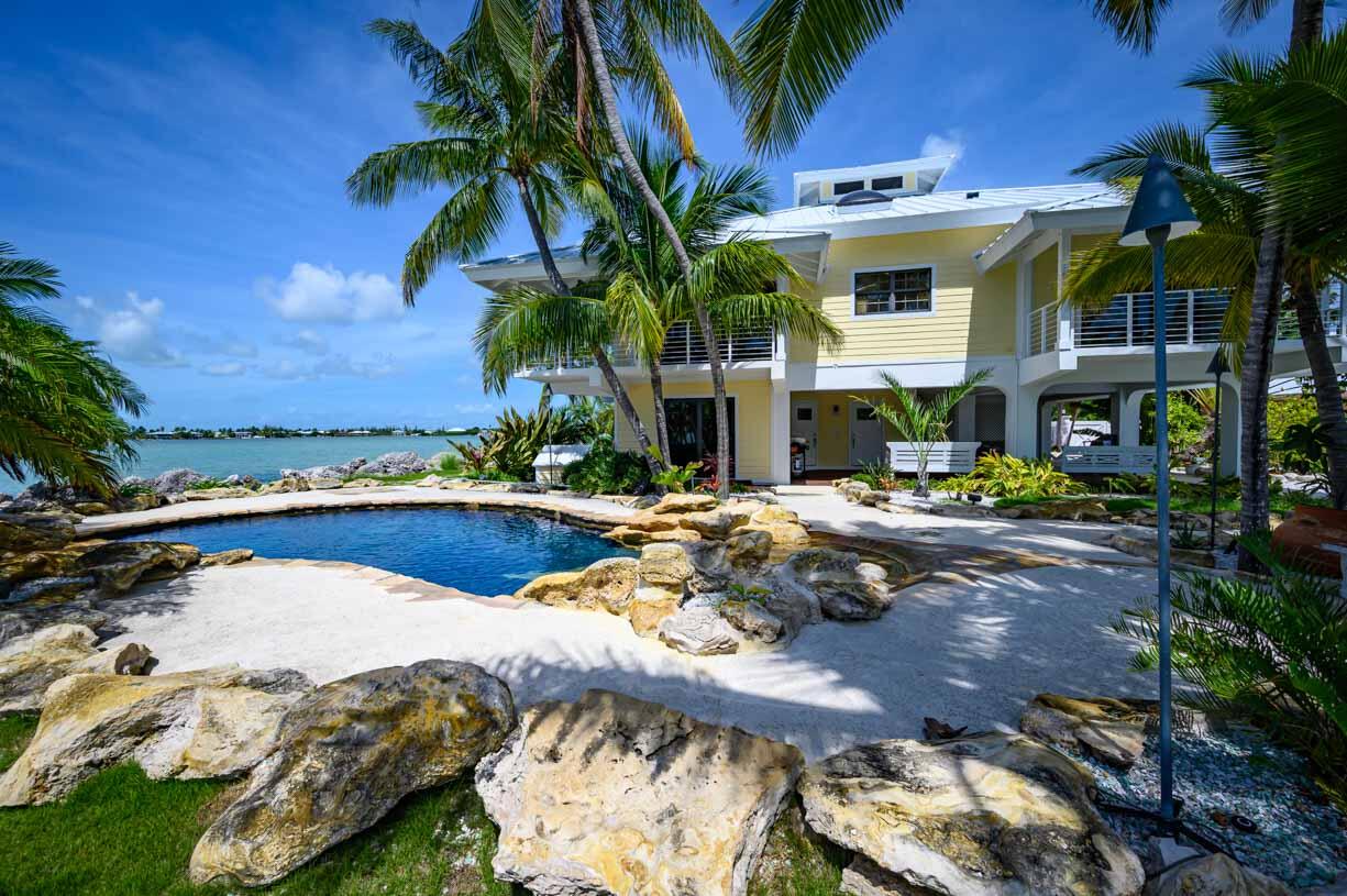 17024 W Green Turtle Lane